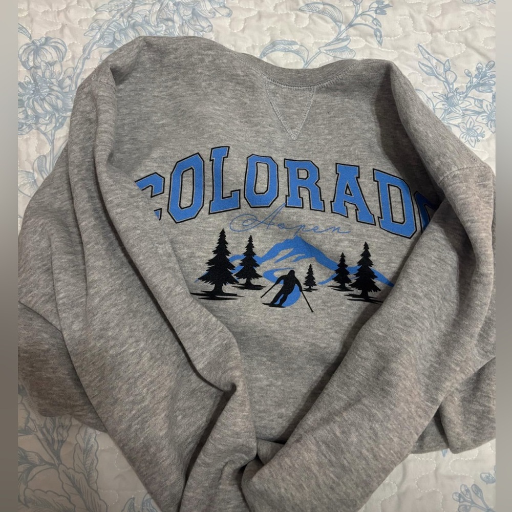 Pseudio Crewneck- perfect condition